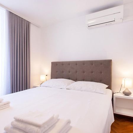 Apartmaji Pri Perotu Izola Ngoại thất bức ảnh