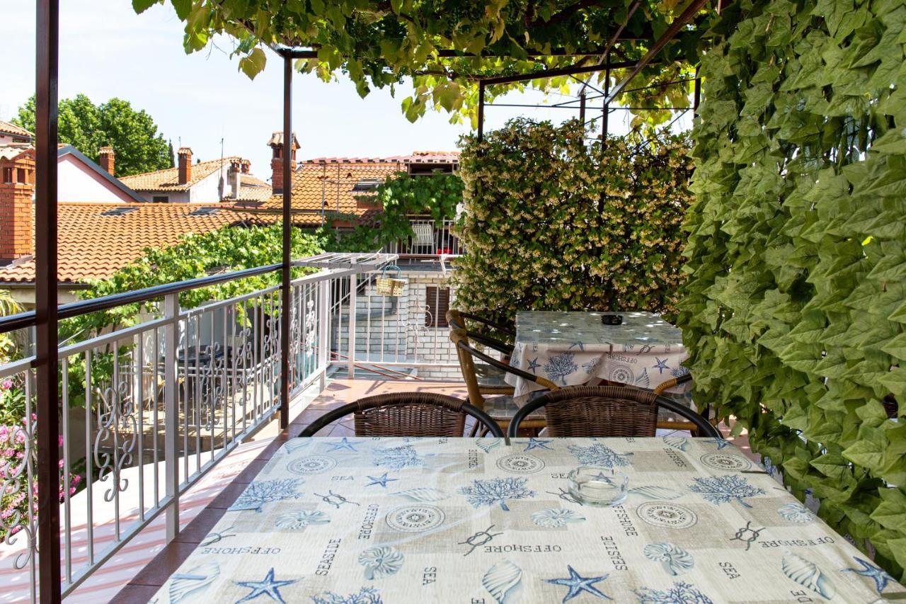 Apartmaji Pri Perotu Izola Ngoại thất bức ảnh