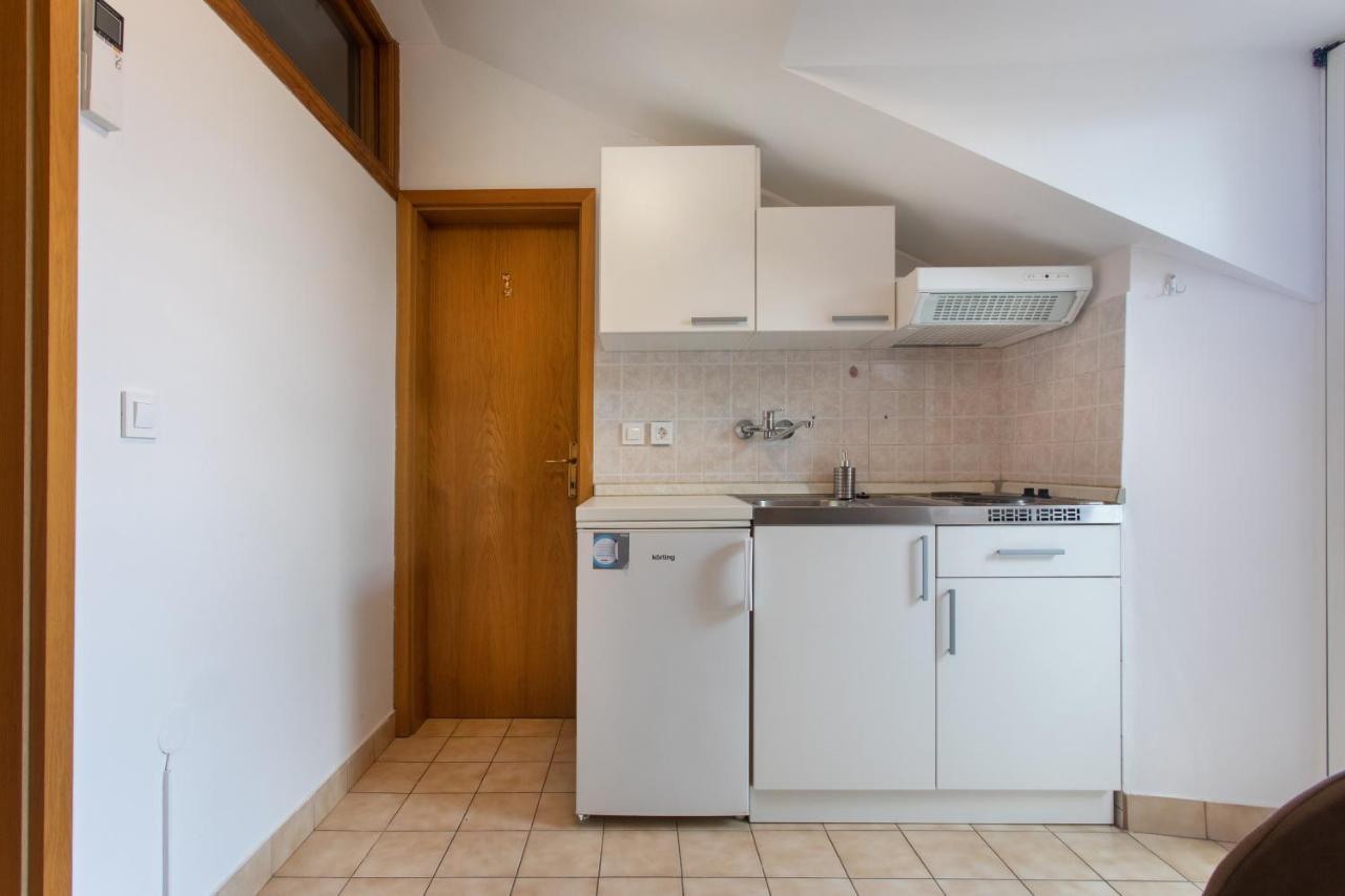 Apartmaji Pri Perotu Izola Ngoại thất bức ảnh